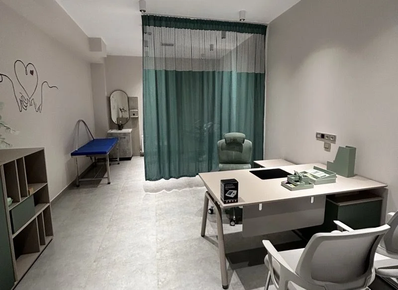 Provider-source image: delta room
