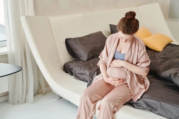 吉尔吉斯斯坦试管婴儿移植后，孕酮低该怎么办？如何科学保胎？